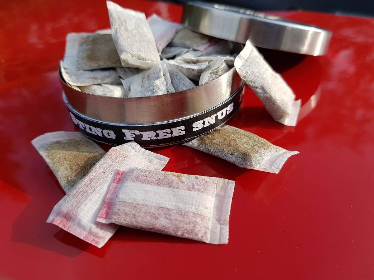 ¿Por qué los futbolistas consumen Snus, la droga que  alerta la Premier?: Tiene tres veces más nicotina que un cigarro