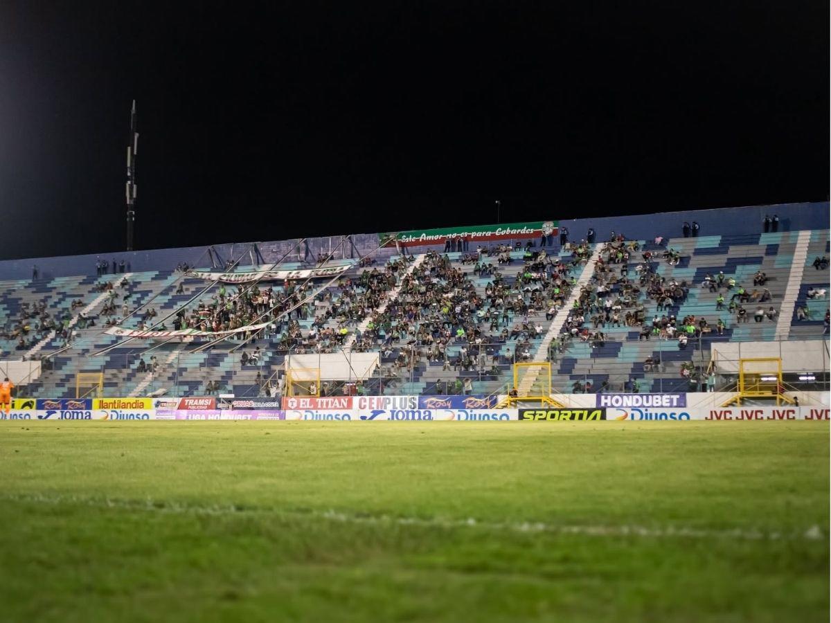 La polémica roja de Armando Castro al Marathón, llanto de futbolista, la mejor atajada del Clausura y tristeza en Marathón