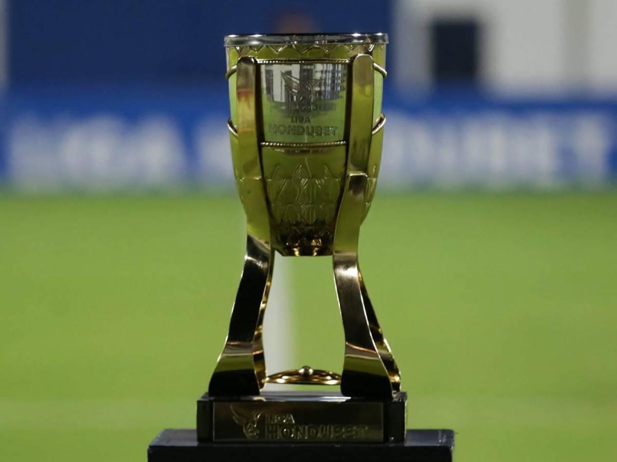 Marathón celebra en Olancho, el futbolista que rompió en llanto, el debut soñado y, ¿quién es la hermosa chica de los Potros?