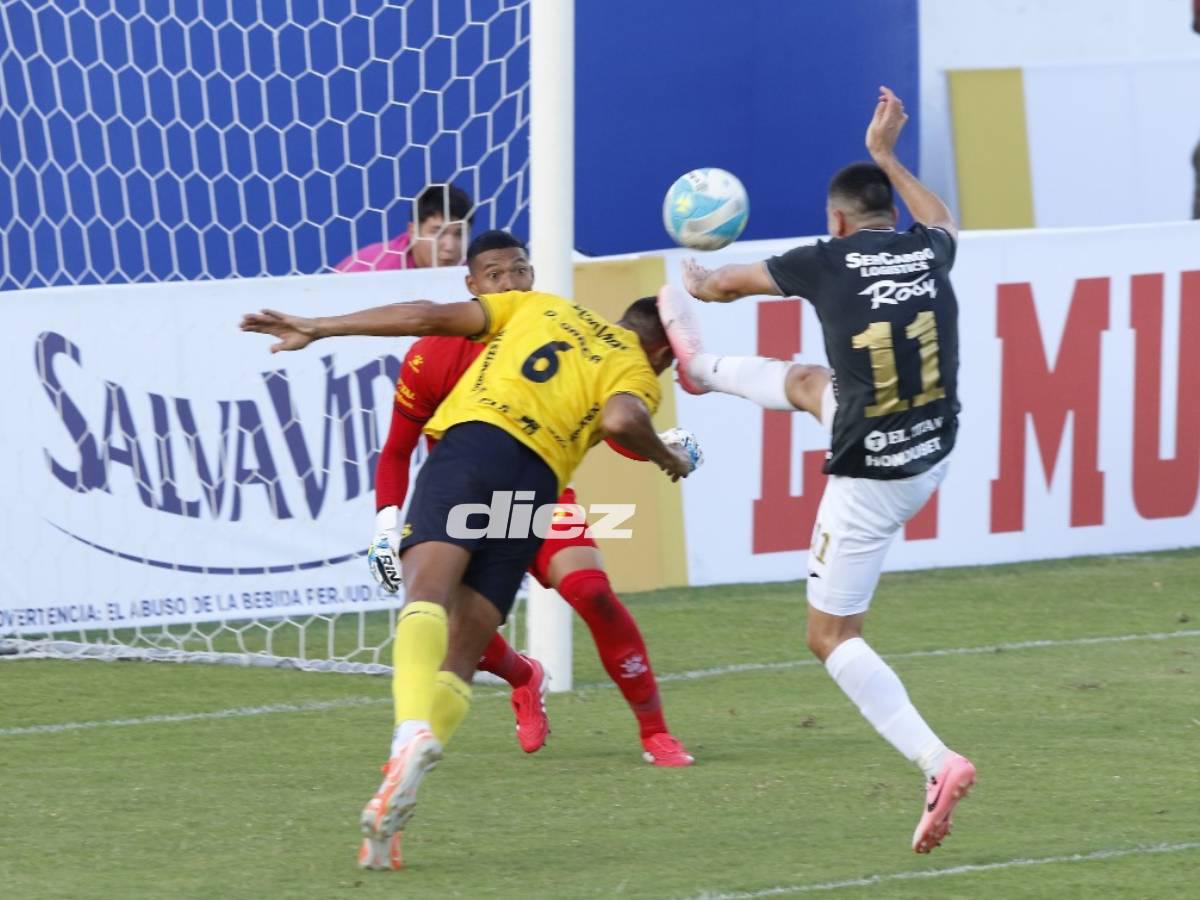 El horror arbitral, bronca de Lavallén y la celebración de Real España tras vencer a Marathón; ¿por qué no jugó Dixon Ramírez?