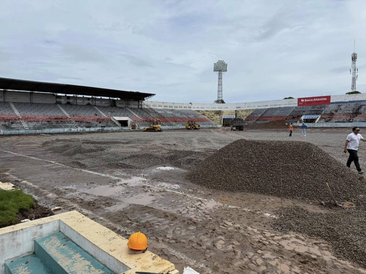 ¡Será una mesa de billar! Así luce el estadio Ceibeño con sus trabajos de remodelación en sus engramillado