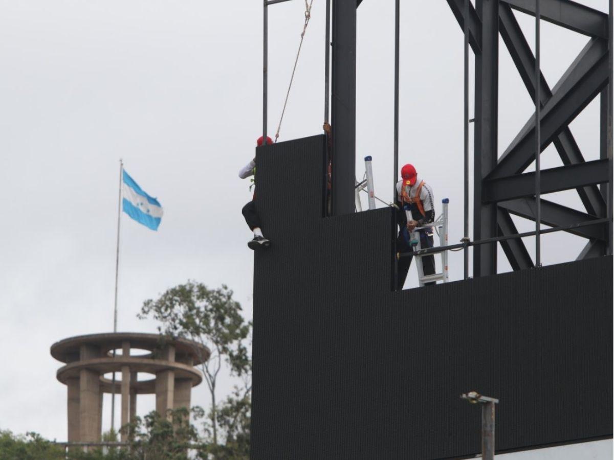 Revelan fecha de entrega de moderna pantalla gigante y los locales del centro comercial del Estadio Nacional Chelato Uclés