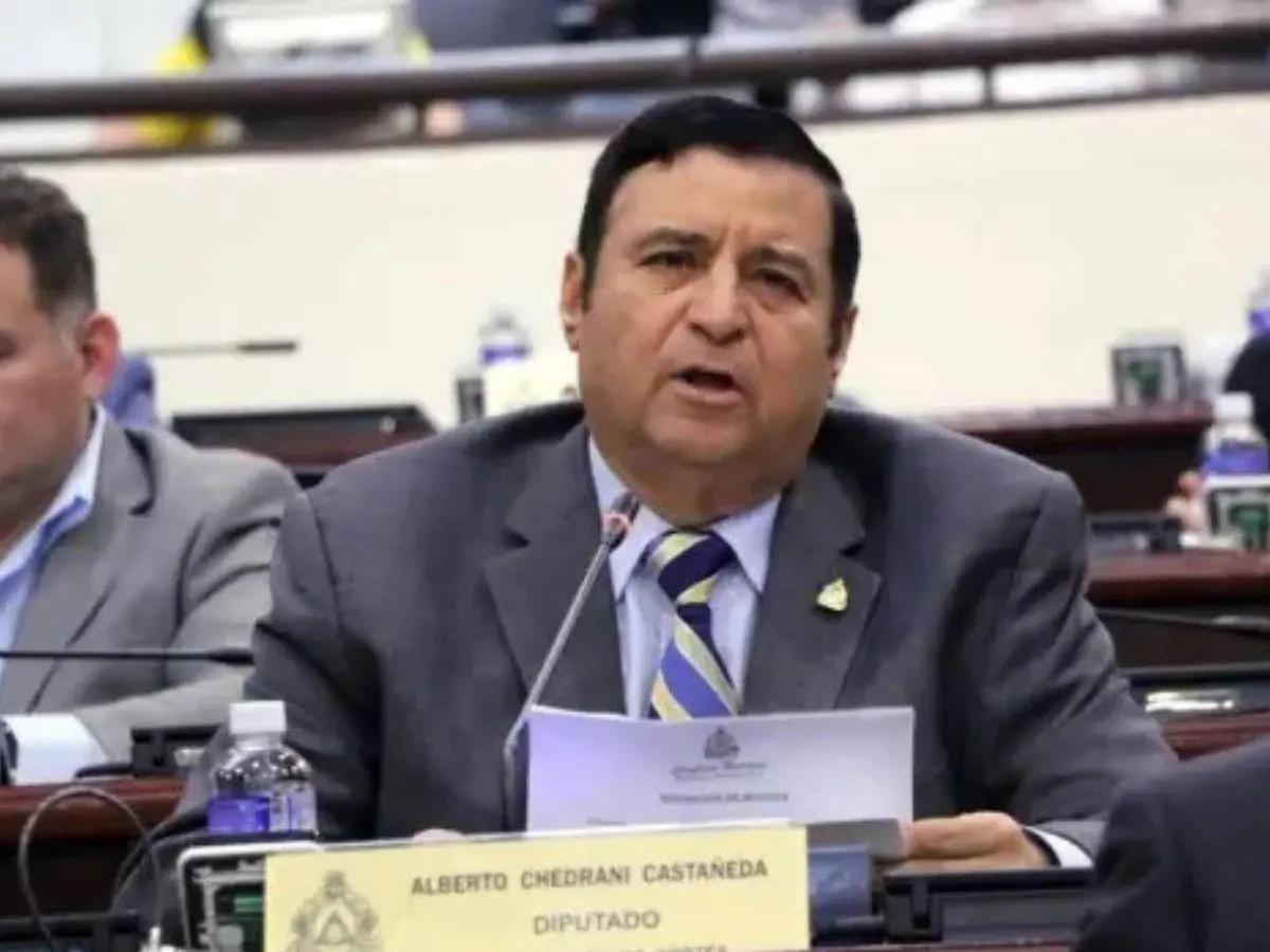 ¡Uno será Alcalde! Reconocidos personajes del fútbol de Honduras participaron en las elecciones