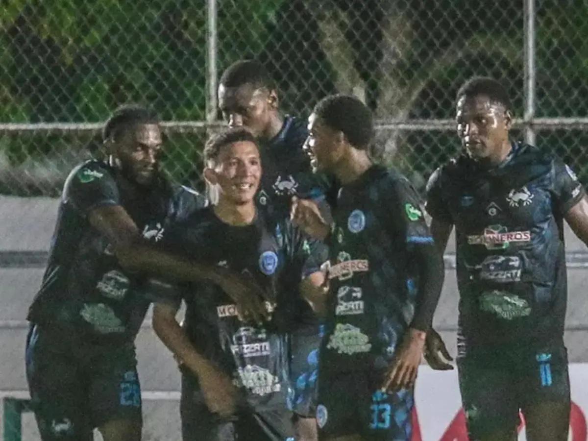 Se revela el motivo por el que Supremo y La More no compraron al Victoria y la cantidad de millones que deben