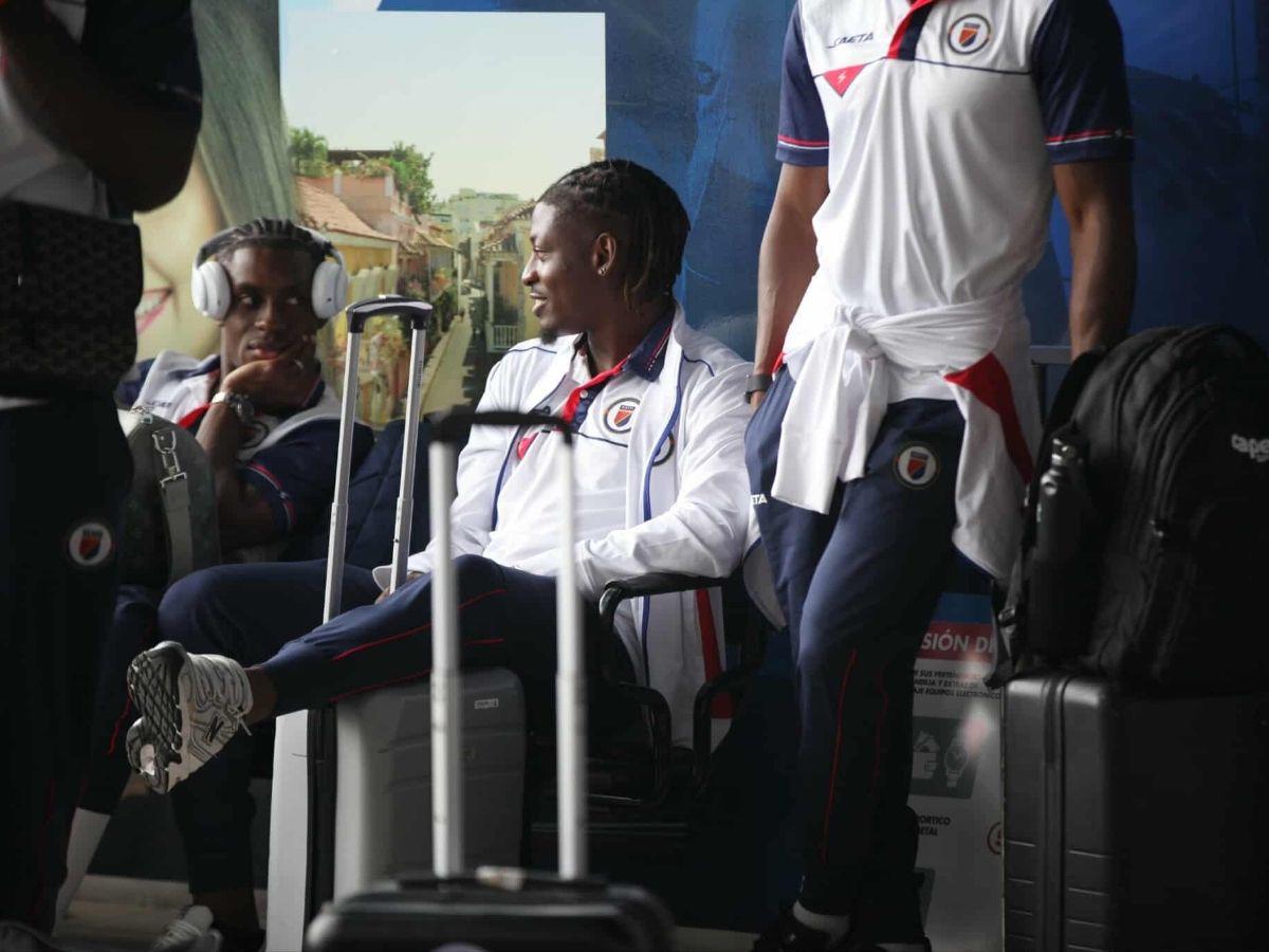 ¡Haití aterrizó en Honduras! La razón por la que los caribeños sufrieron su primer percance en suelo catracho