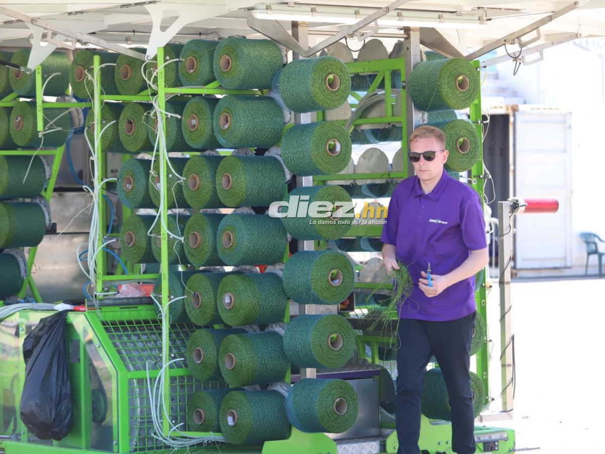 ¡Como mesa de billar! Así avanza la instalación de la nueva grama del Estadio Nacional Chelato Uclés, ¿cuándo quedaría lista?