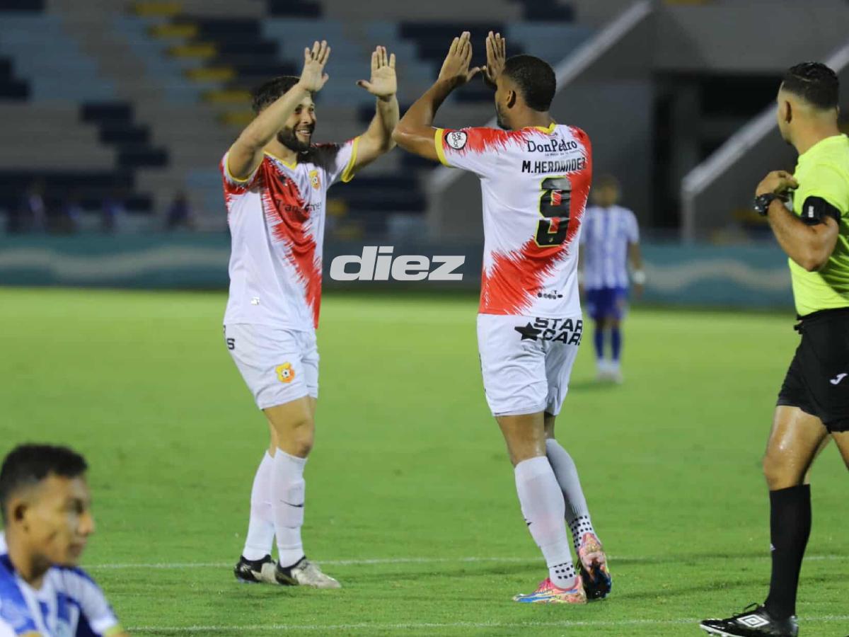 Bronca al final del partido, Herediano destroza a Victoria en la reinauguración del Estadio Ceibeño y las hermosas chicas