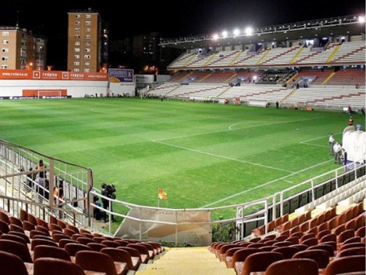 ¡El estadio es un “infierno”! Así es el Rayo Vallecano, la inminente nueva casa de Luis Palma