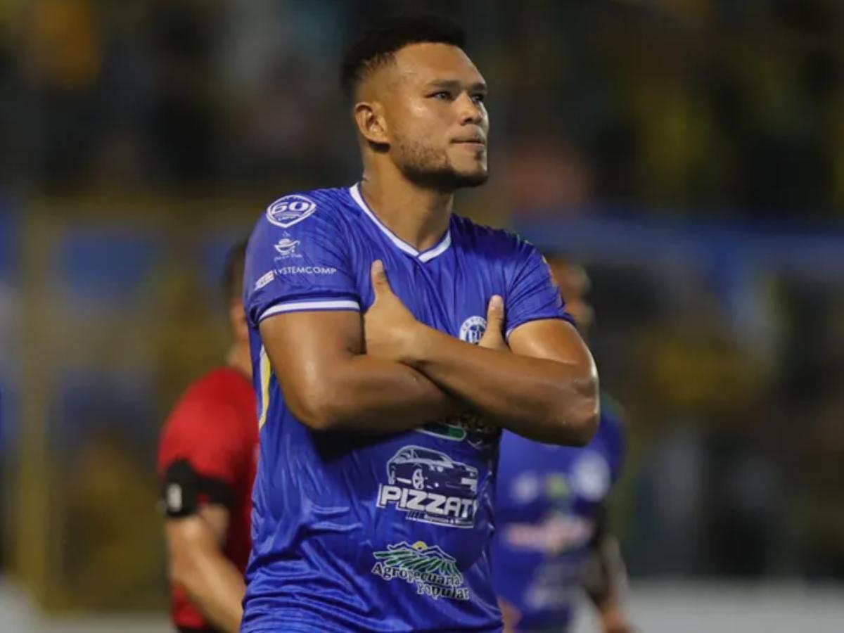 Agustín Auzmendi es líder solitario y Benguché lo persigue: Así está la tabla de goleadores del Apertura 2024