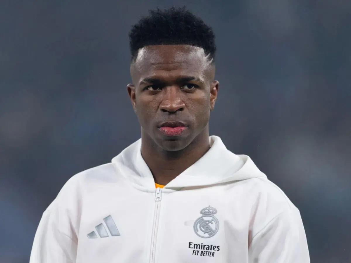 A pesar de Arbeloa, Vinicius se quiere ir del Real Madrid y el grande de Europa que le ofrece 30 millones de salario