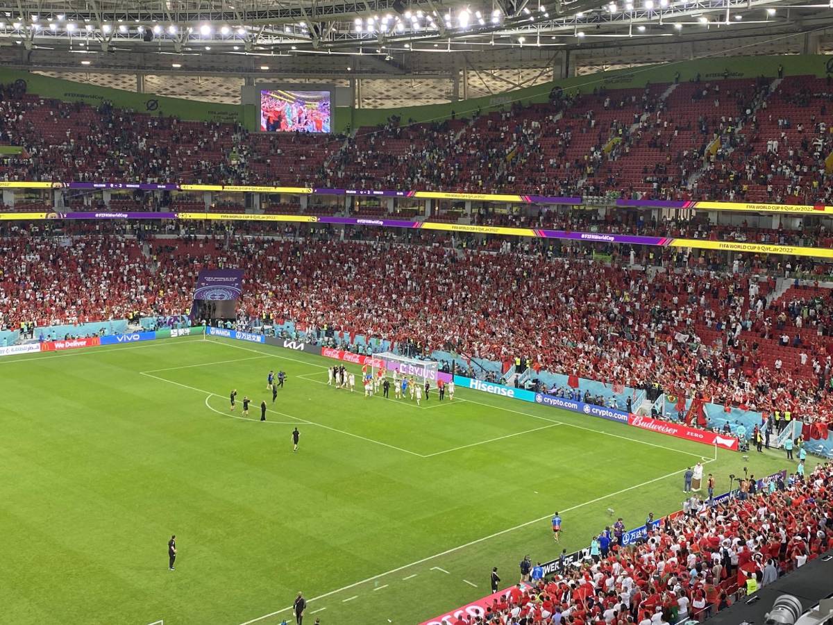 Cantó el himno, pero no jugó el partido; el desconocido Courtois y el beso a Hakimi en la victoria de Marruecos en Qatar 2022