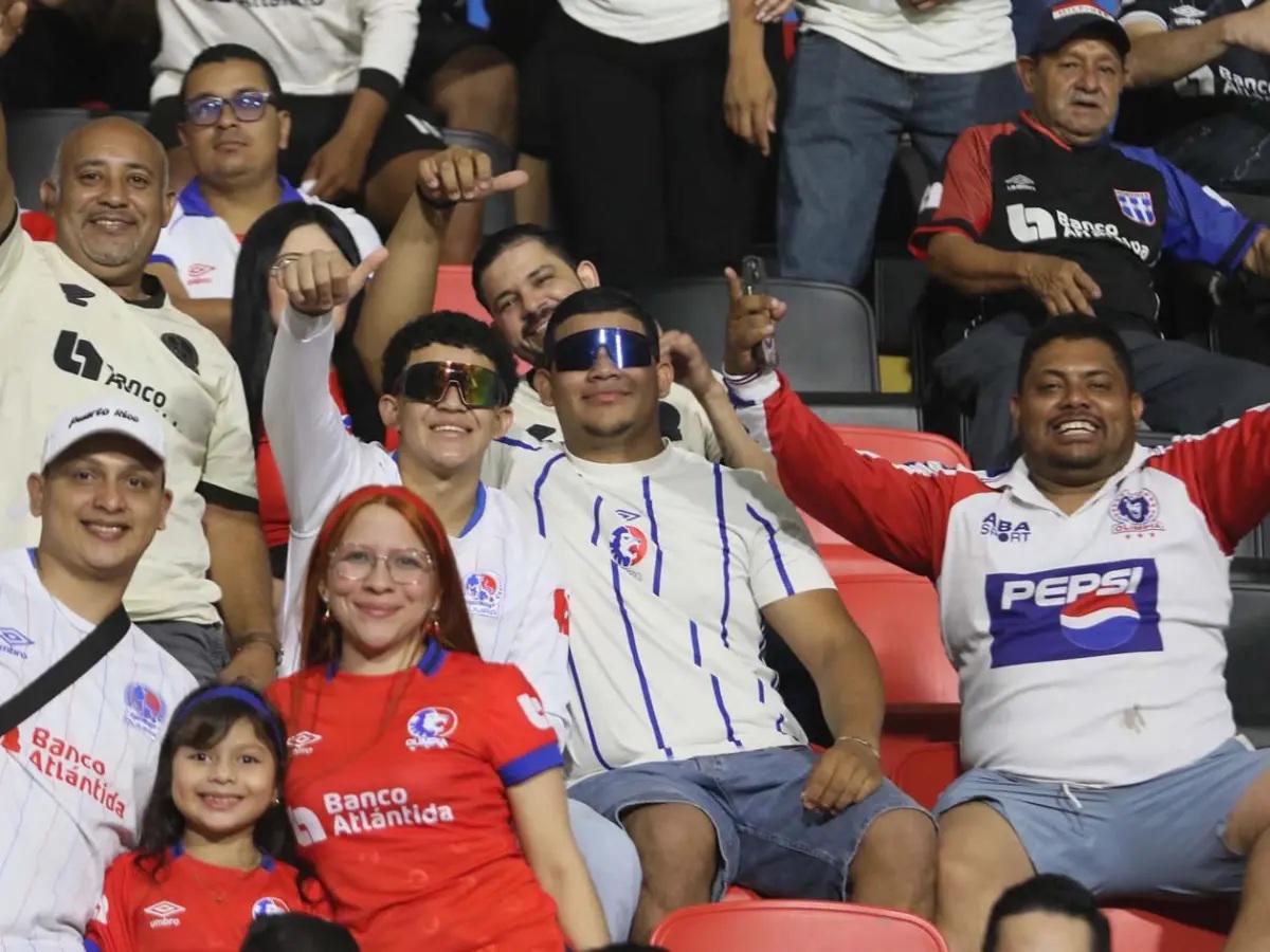 Motivo del enojo de Campos, infiltrado y Laura Meza ¿Con camisa de Olimpia?