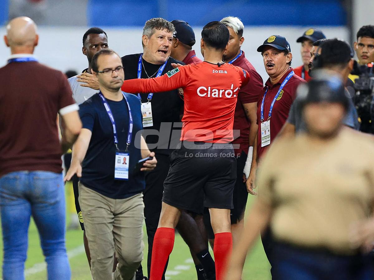 No se vio en TV: peleas entre dirigentes aurinegros y cuerpo técnico del Olimpia; los empujones y la furia del árbitro