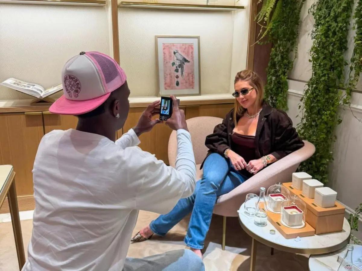 Novia de Vinicius hace estallar a Real Madrid con sus picantes fotos y la prenda con el nombre del brasileño