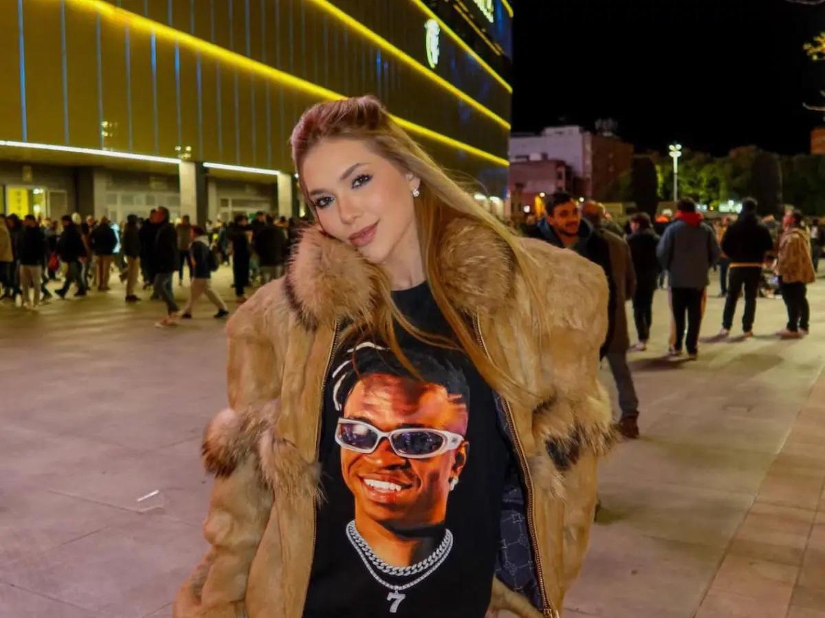 Novia de Vinicius hace estallar a Real Madrid con sus picantes fotos y la prenda con el nombre del brasileño