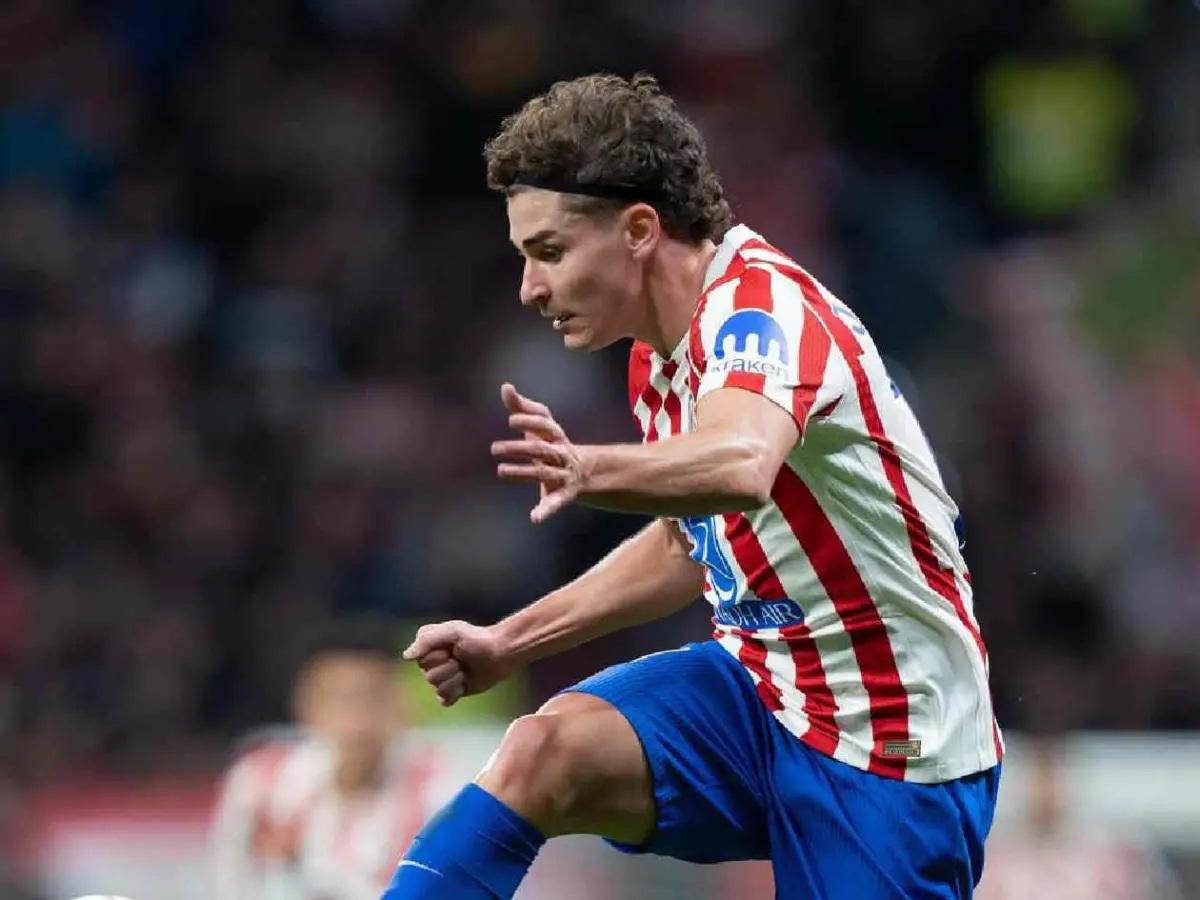 Barcelona responde a Julián Álvarez y esta es la postura del club que nadie puede creer en el Atlético de Madrid