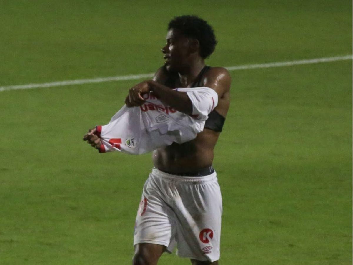 Dereck Moncada desató la locura, los polémicos penales que no pitaron, diluvio en el Nacional y la zarquita preciosa