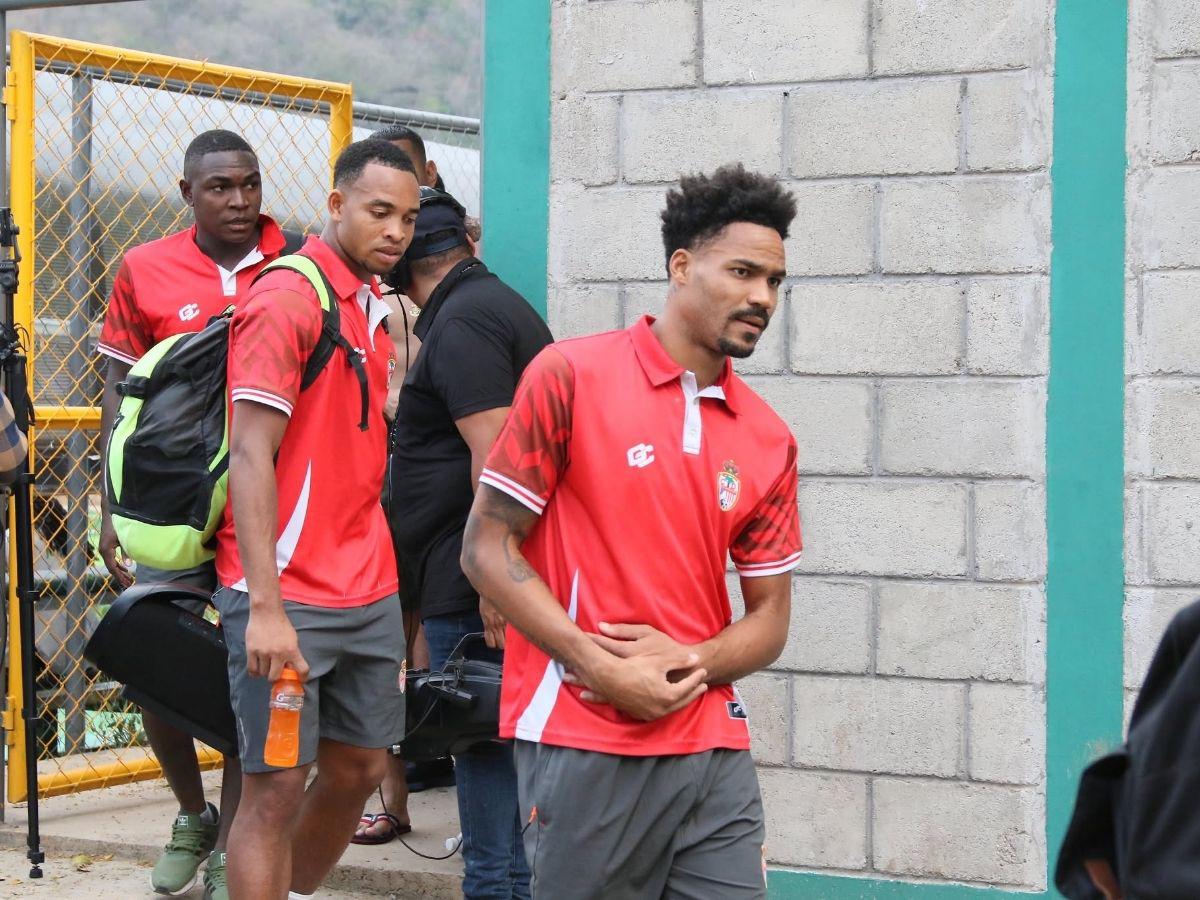 12 jugadores de Real Sociedad que tranquilamente podrían fichar y quedarse jugando con algún equipo de Liga Nacional