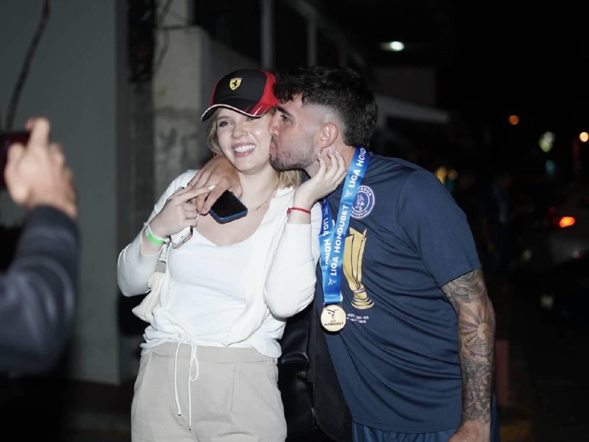 Cecilia García, novia de Agustín Auzmendi, se roba los suspiros en redes sociales con reveladora foto en traje de baño