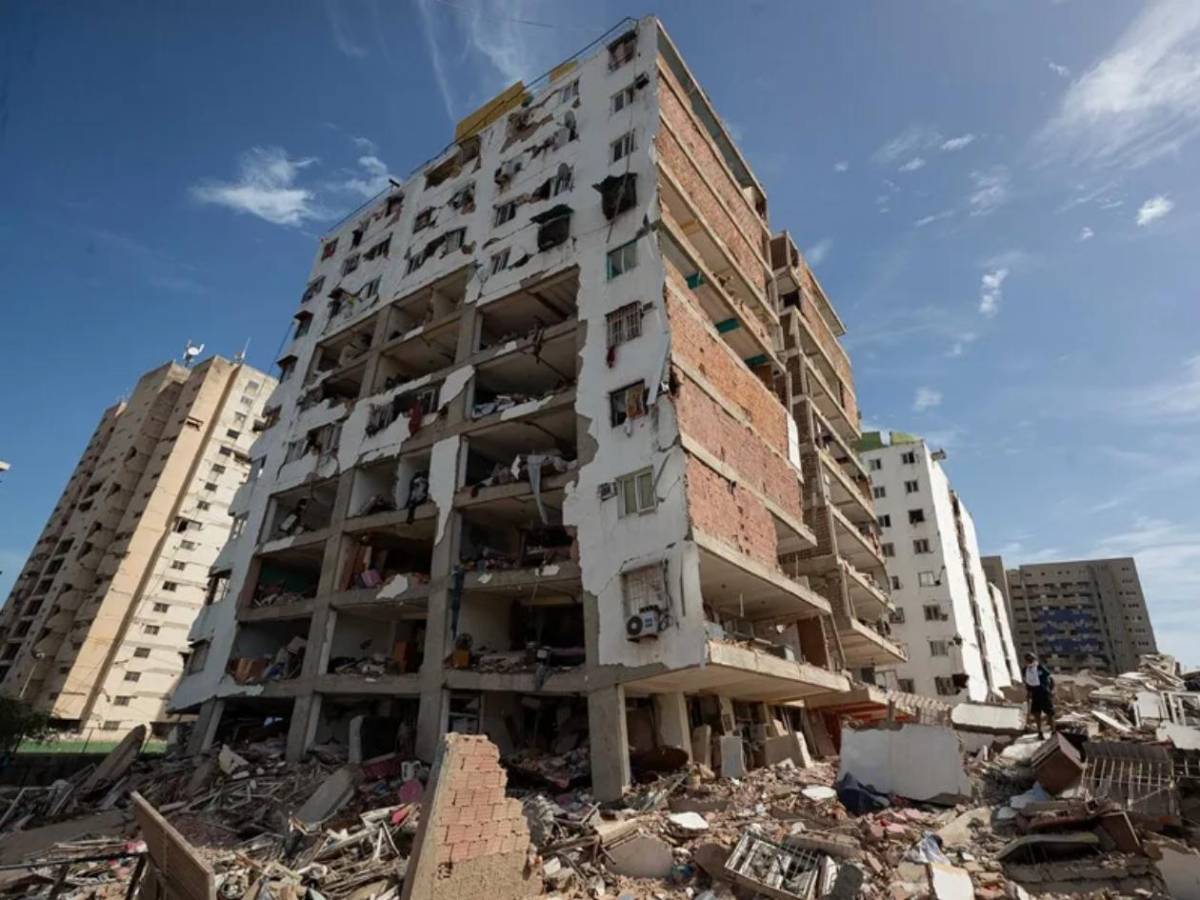 Muere esposa de futbolista de Venezuela en terremoto: ¿Cómo le explico a tu hija?