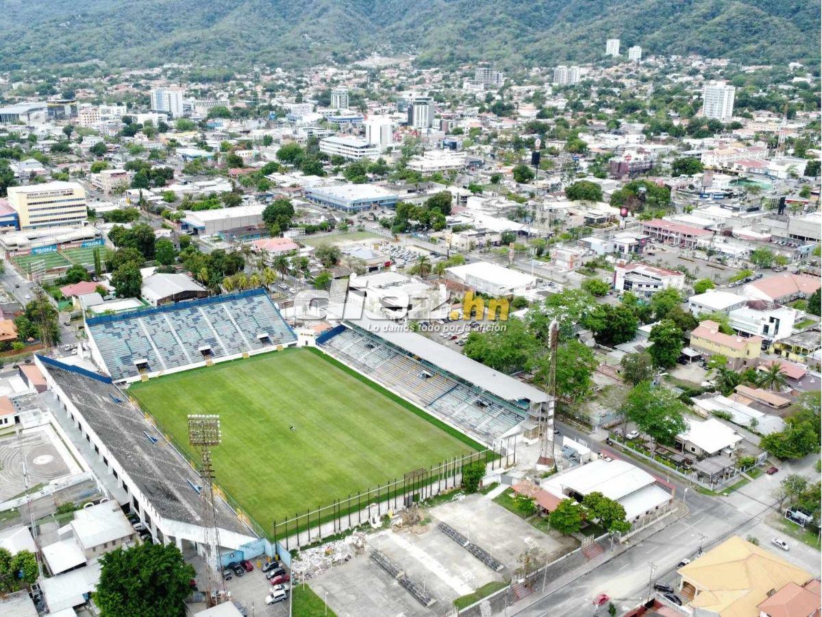 ¡Es una alfombra! Estadio Francisco Morazán luce impresionante desde la altura y está en la fase final del proyecto