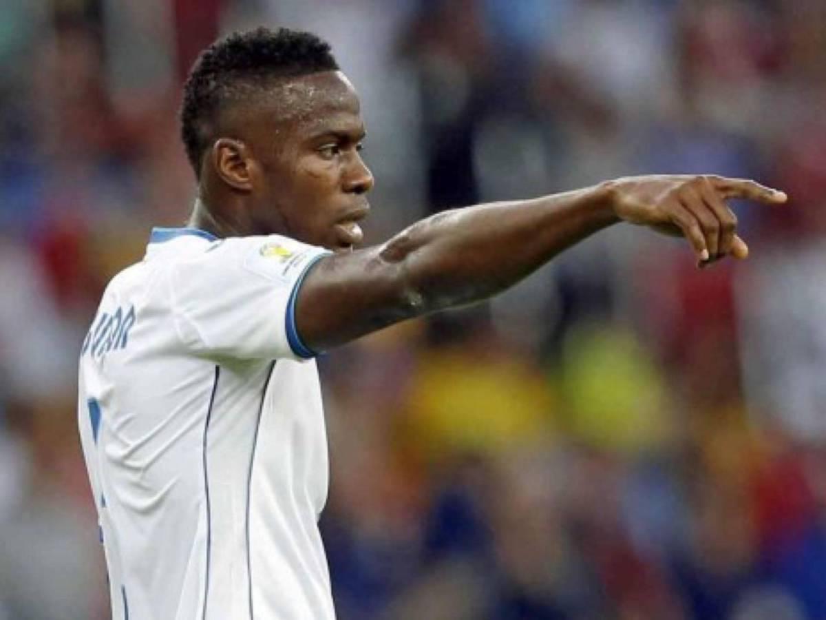 Lo que nadie esperaba de Maynor Figueroa: ficha por club de Inglaterra a los 42 años y este es su nuevo dorsal