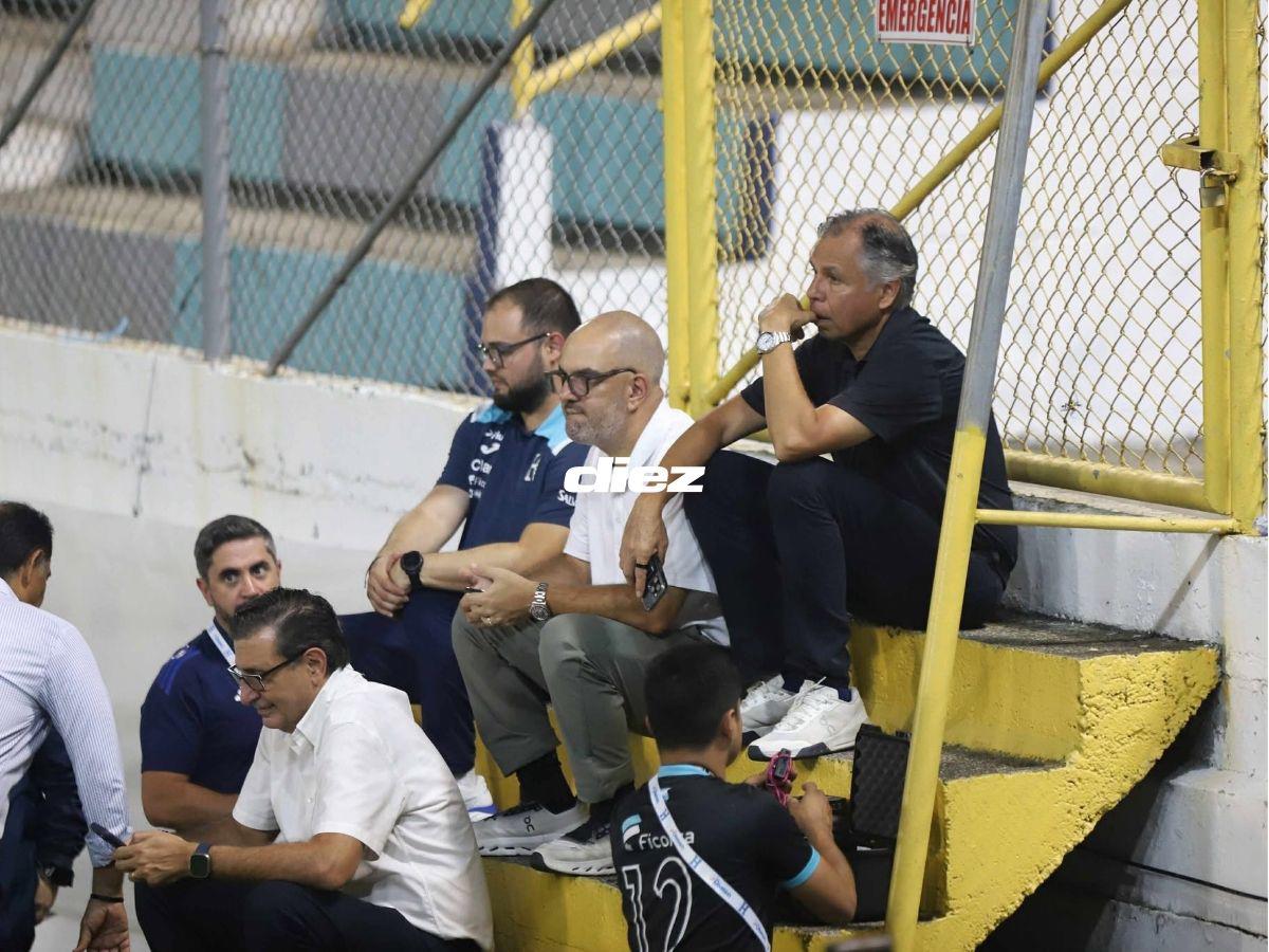 Con los alemanes presentes, los invitados y el fotón que se tomó Honduras: así fue el último entreno de La H en el Morazán