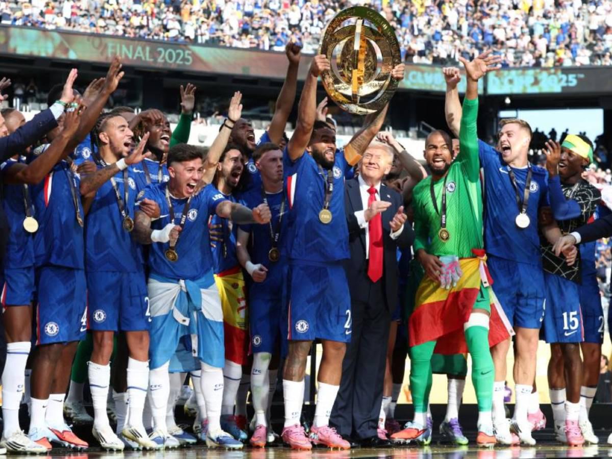 Era el mejor pagado de gigante de la Premier League y rescinde año y medio de contrato: esta es la razón por la que se va