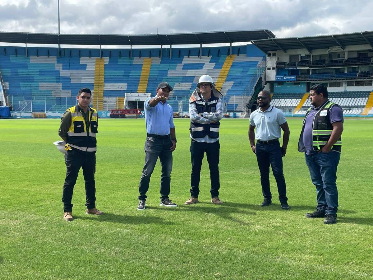 Exseleccionado de Honduras figura en la supervisión del estadio Nacional; así lucen sus graderías previo al Clausura
