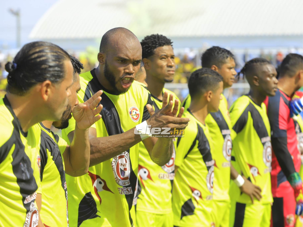 La locura total del Génesis campeón, el llanto de Reynaldo Tilguath y la emotiva oración del niño recogepelotas del Platense