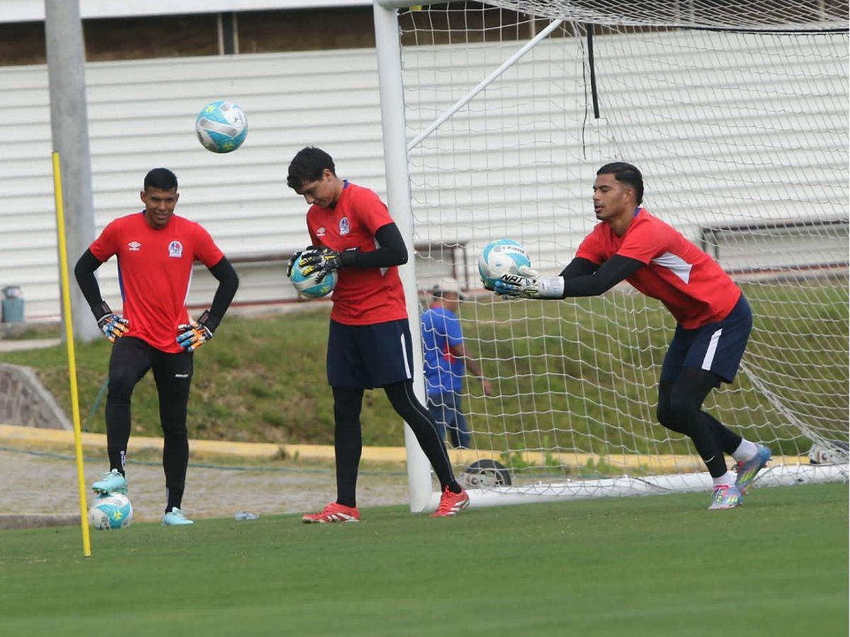 ¡Con el fichaje uruguayo! Olimpia pone la mirada en el Olancho FC: así fue su último entreno en el CAR