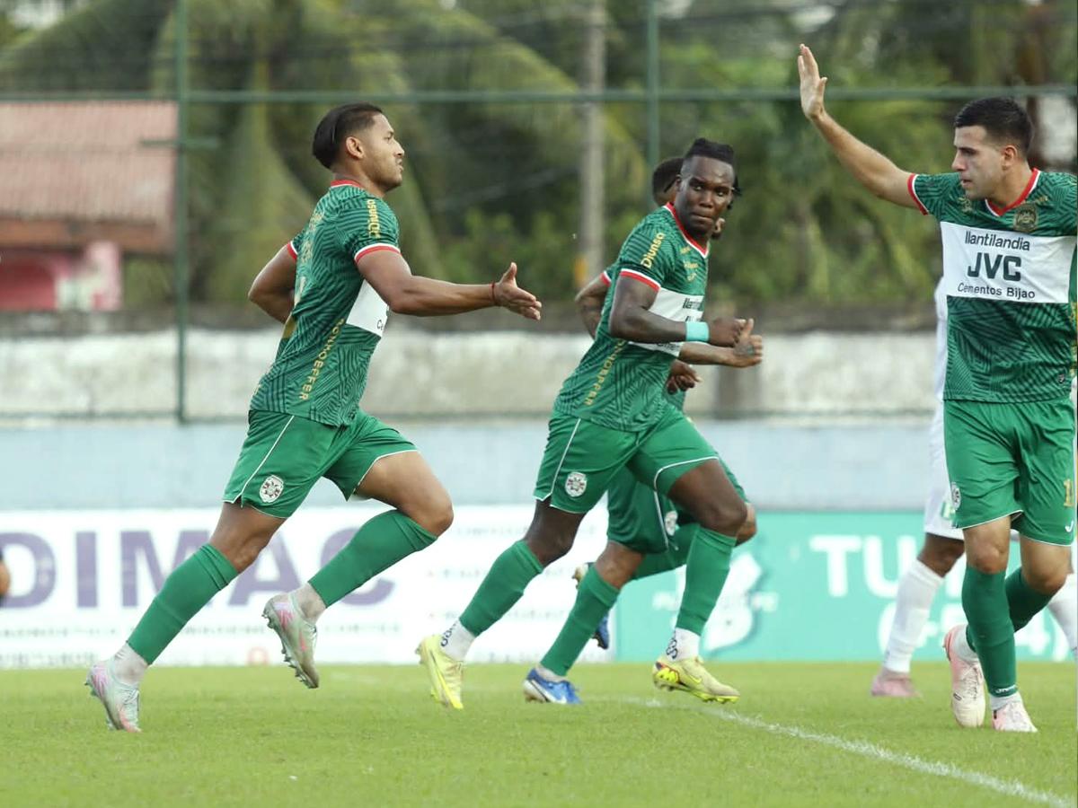 Javier Rivera marcó el descuento de los verdolagas contra Platense en Puerto Cortés.