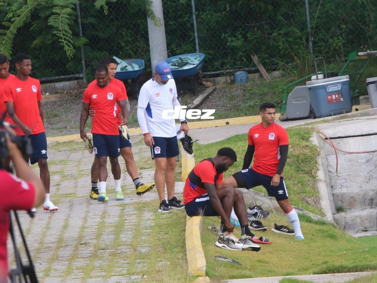 Carlos Pineda toma determinación: Olimpia afinó detalles para enfrentar al complicado Lobos UPNFM