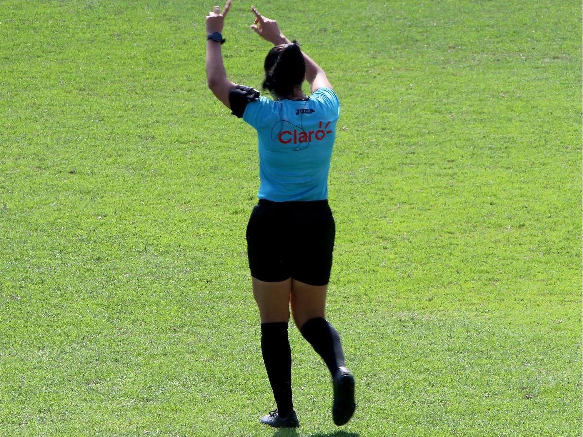 El FVS VAR tendrá un curioso detalle y qué estaba haciendo Espinel: así fue el día dos de pruebas de la herramienta tecnológica