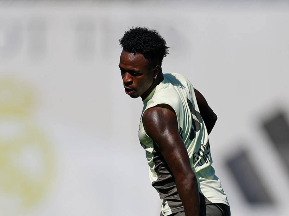 Vinicius recibe la peor burla tras el Balón de Oro de Dembélé y la increíble razón por la que piensa irse del Real Madrid