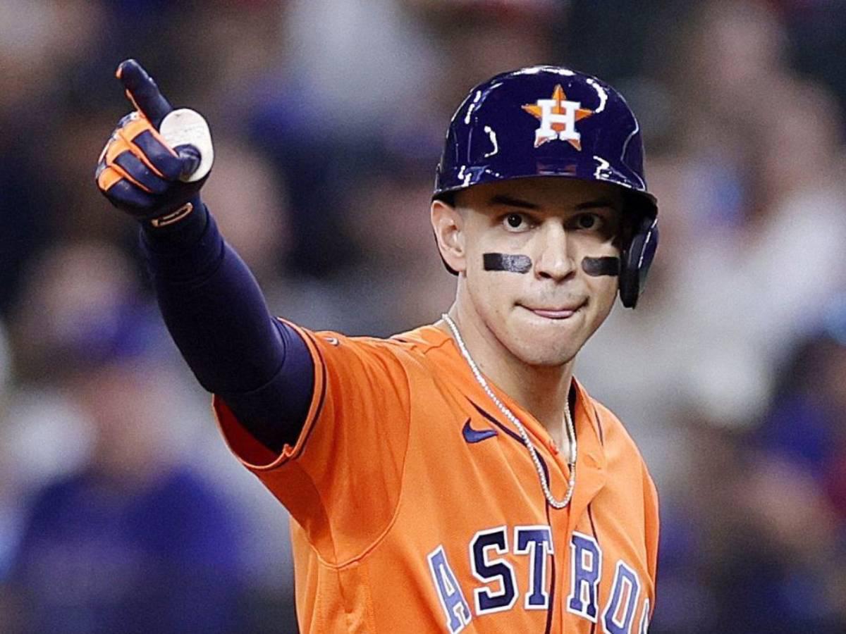 ¡Guante de Oro al mejor utility! Mauricio Dubón vuelve a conquistar el galardón en la MLB