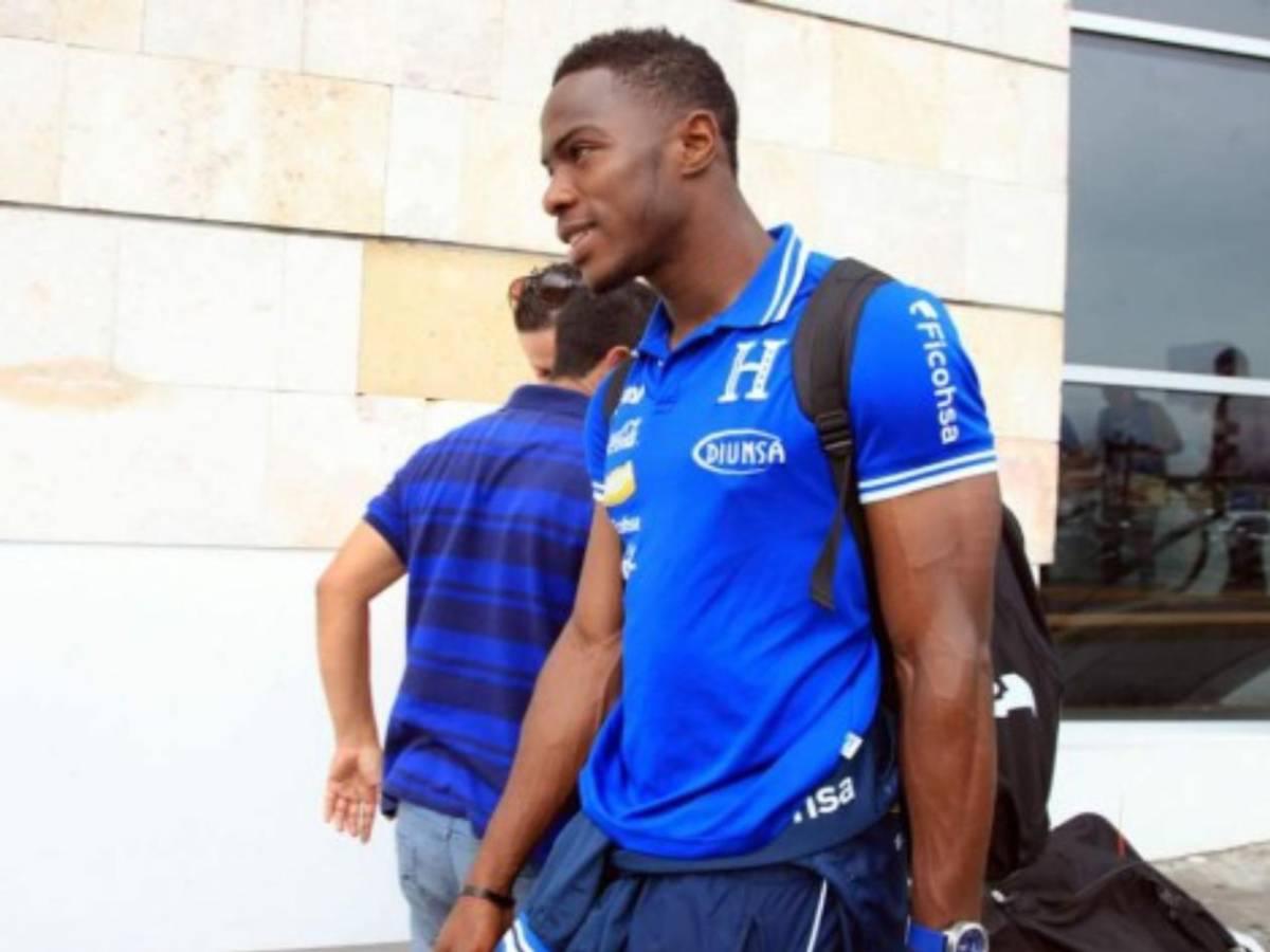 Lo que nadie esperaba de Maynor Figueroa: ficha por club de Inglaterra a los 42 años y este es su nuevo dorsal