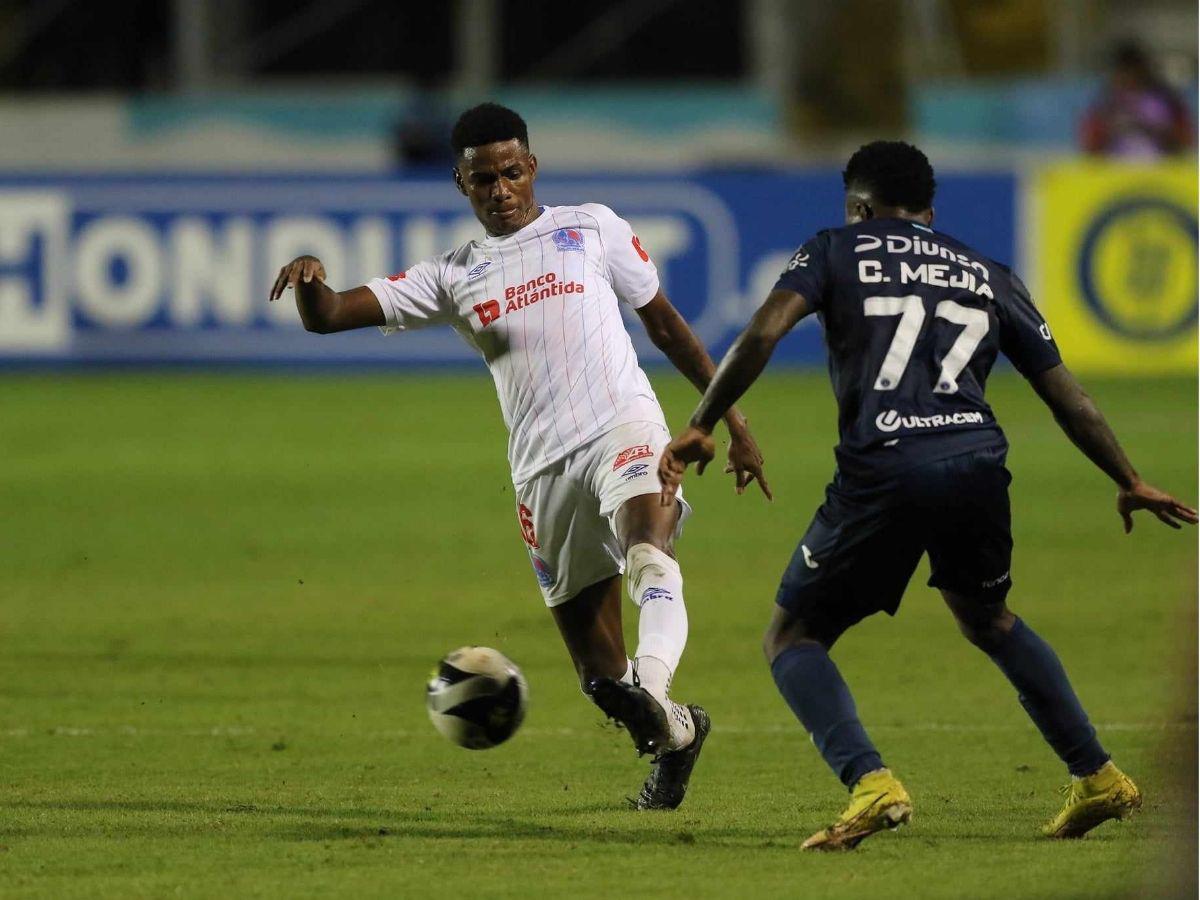¡Troglio haría dos cambios! Así sería el reestructurado Olimpia ante Motagua por la copa de campeón del Apertura