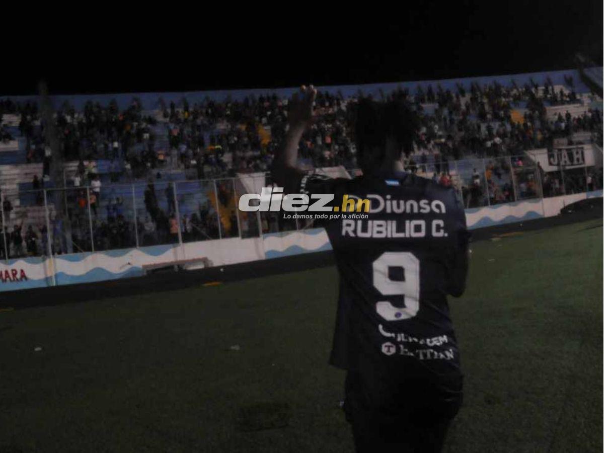 Real España bailó al Motagua: los rostros de tristeza y bronca en el “Ciclón Azul” tras el humillante 0-4 en el Nacional