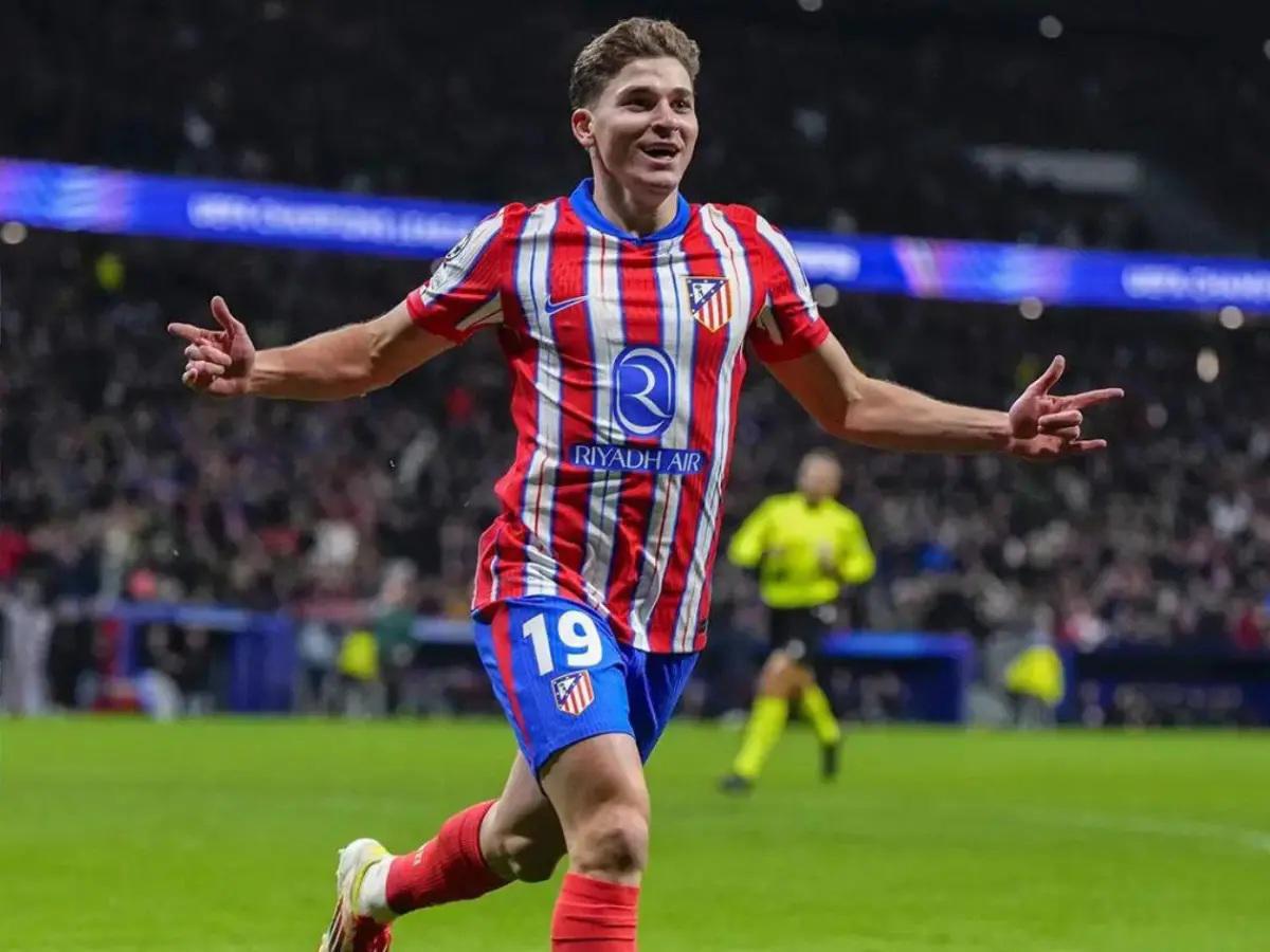 Le dijo no a Mourinho, Barcelona lo pone a la venta y la noticia sobre Olise