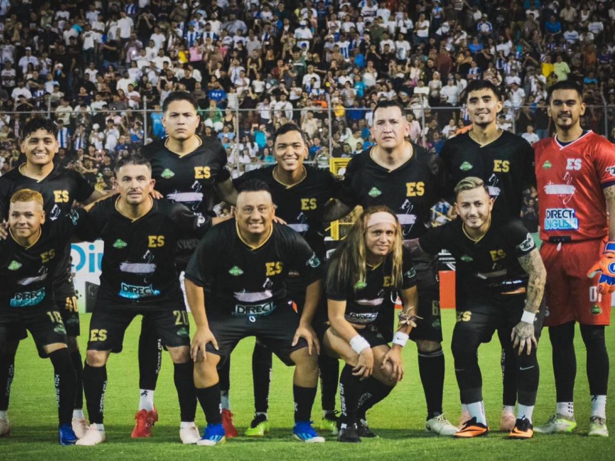 Tiktoker da la espalda a El Salvador con amenaza y quiere unirse a Honduras; esta fue la respuesta de Supremo