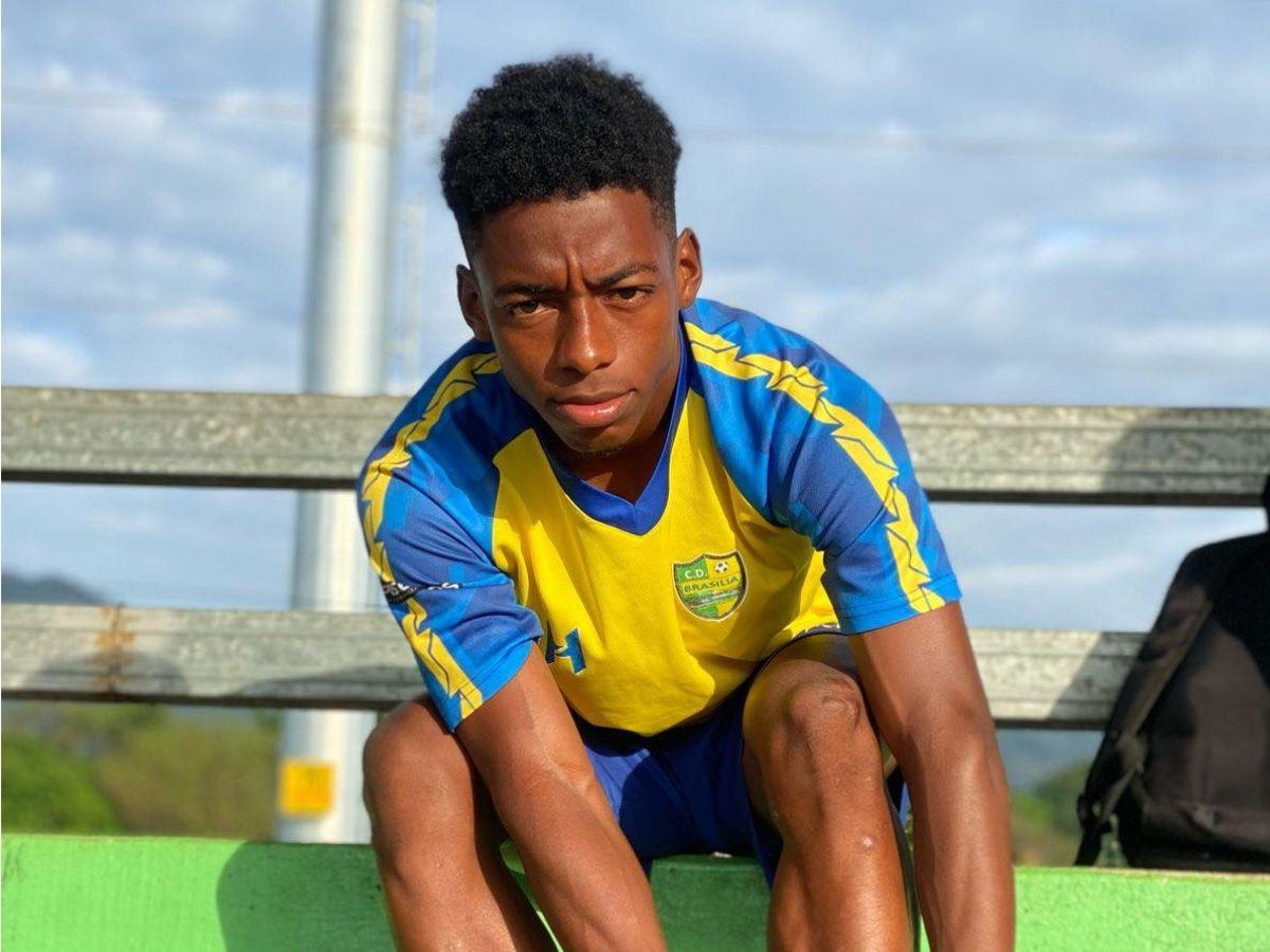 Fichajes Liga de Ascenso: Barrida en Real Sociedad, Diego Reyes confirma futuro y Brasilia pasa la escoba