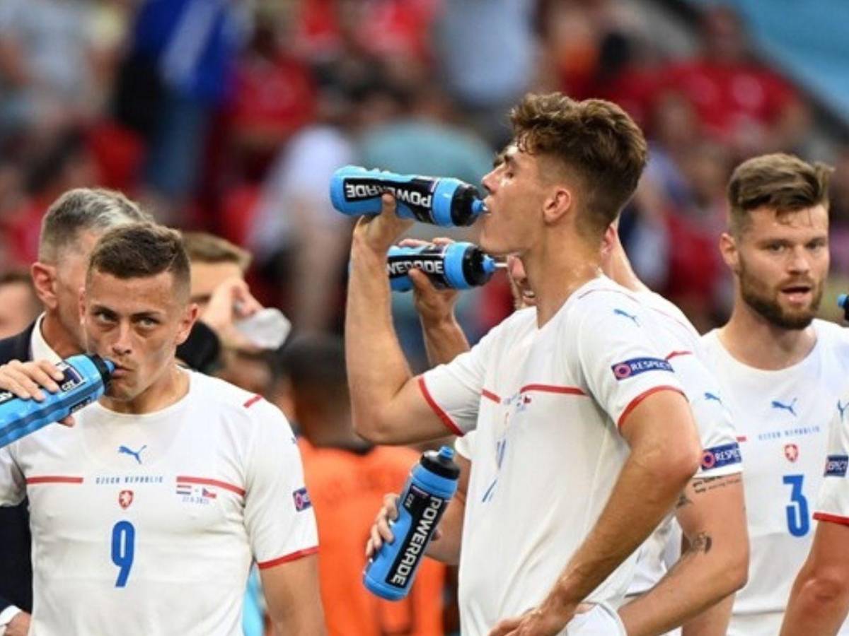 Las nuevas reglas para el Mundial: límite de tiempo en saques, los cambios y VAR