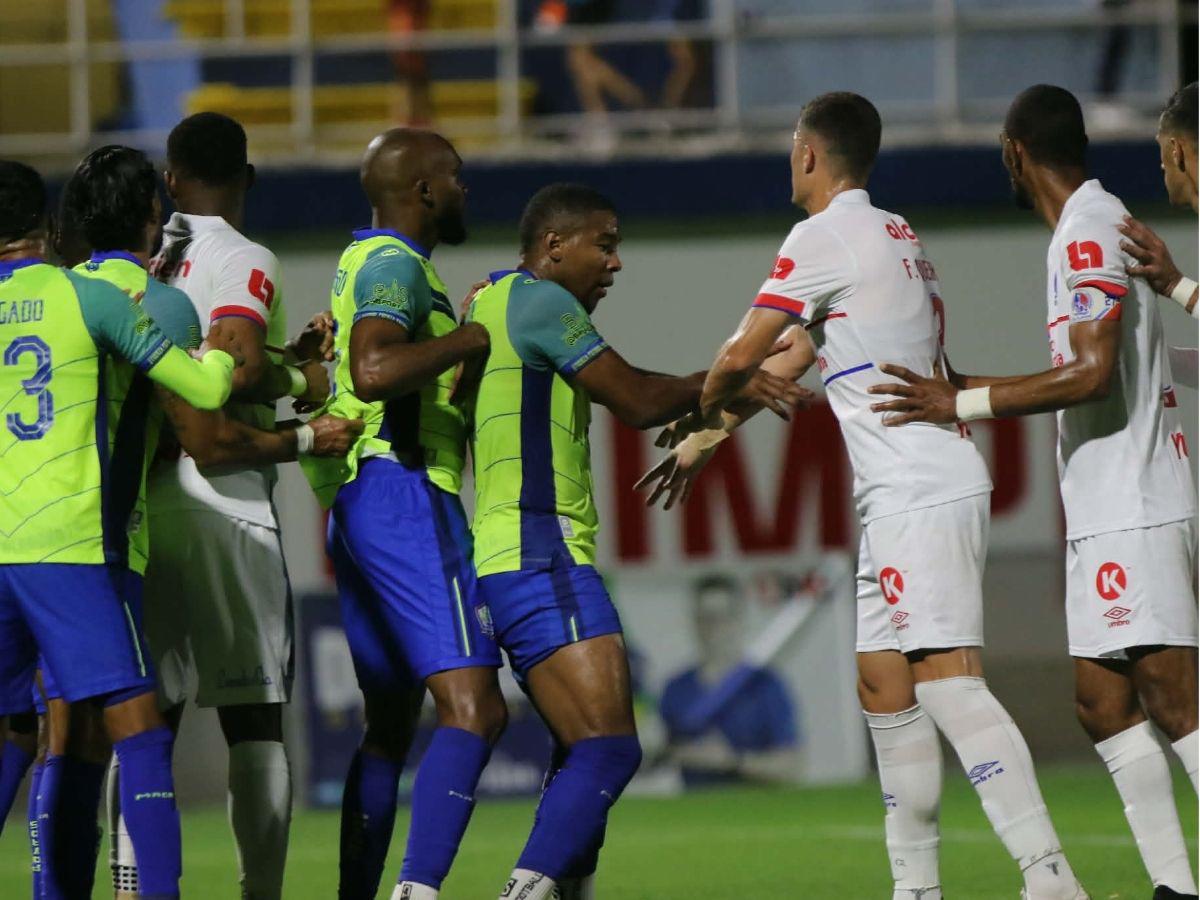 Lo que pasó con José Mario Pinto, Bengtson se encaró con aficionados de Olancho, bronca de Espinel y la roja de cárcel