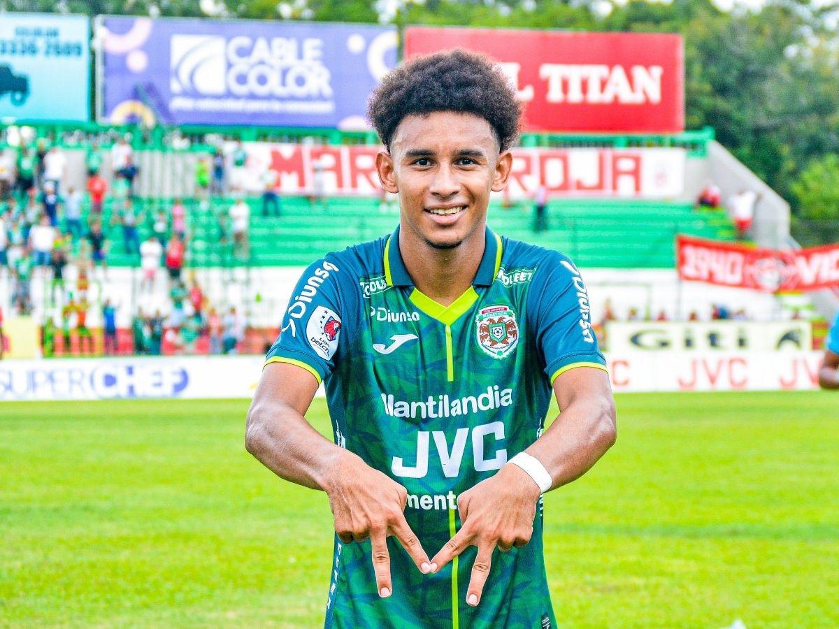 Se rompió los ligamentos cruzados en Marathón y acaricia su regreso: ¿Cuál es la realidad de Javier Arriaga?