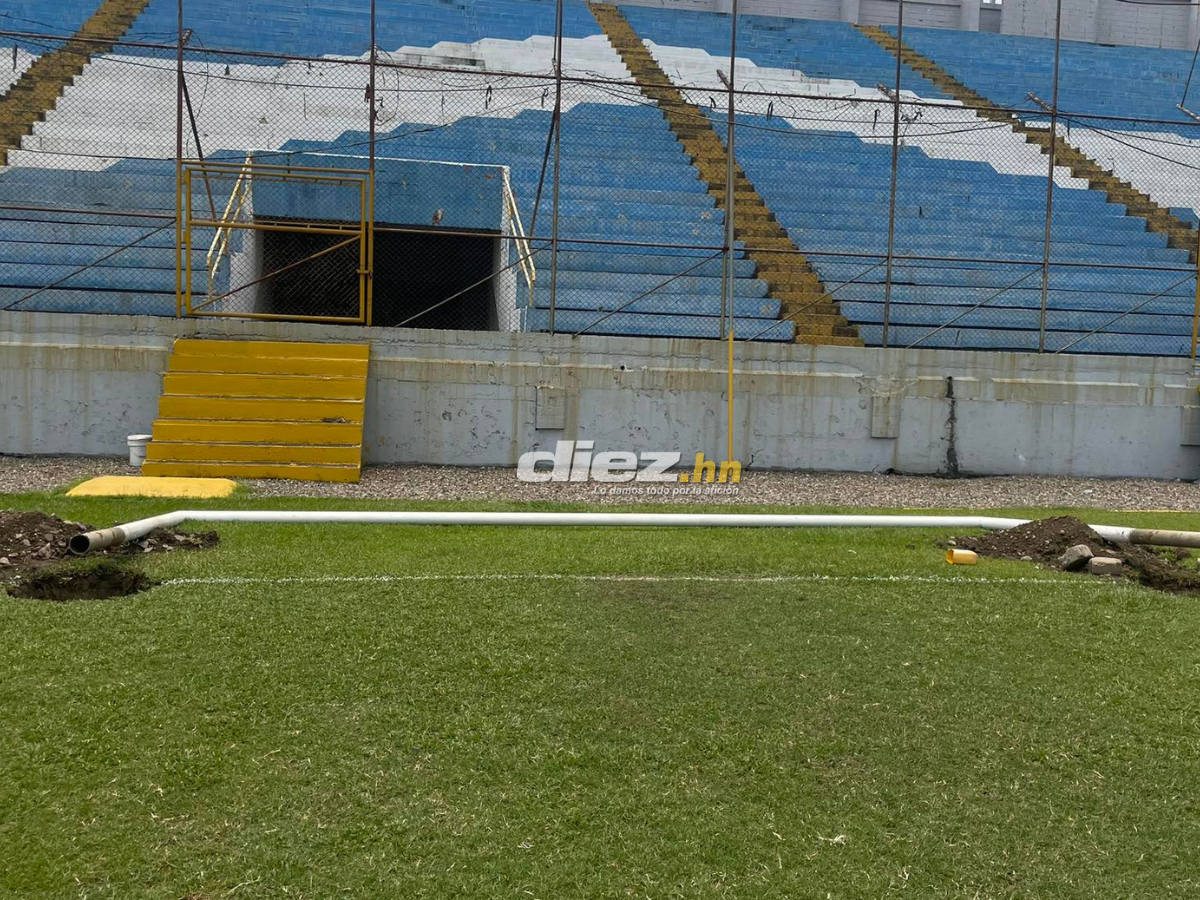 Adiós a la pesadilla: El Estadio Morazán se despide de la grama vieja para instalar engramillado de primer mundo