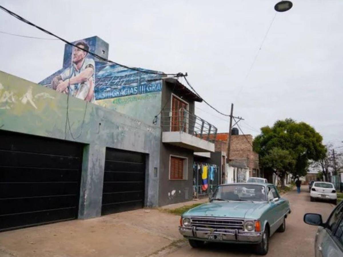 Así está la casa y el humilde barrio donde creció Messi en Rosario