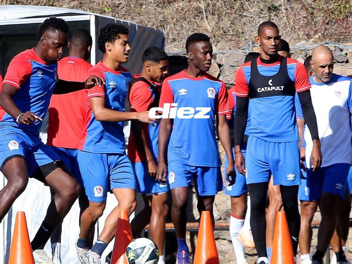 Curioso look en Olimpia, nuevos rostros y Elis a tope: así preparó el Rey de Copas su último entrenamiento previo al debut