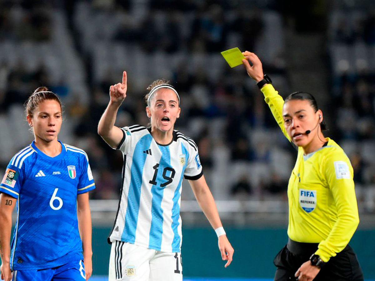 Melissa Pastrana: De ser olvidada por el arbitraje en Honduras a destacar en el Mundial de Nueva Zelanda y Australia 2023
