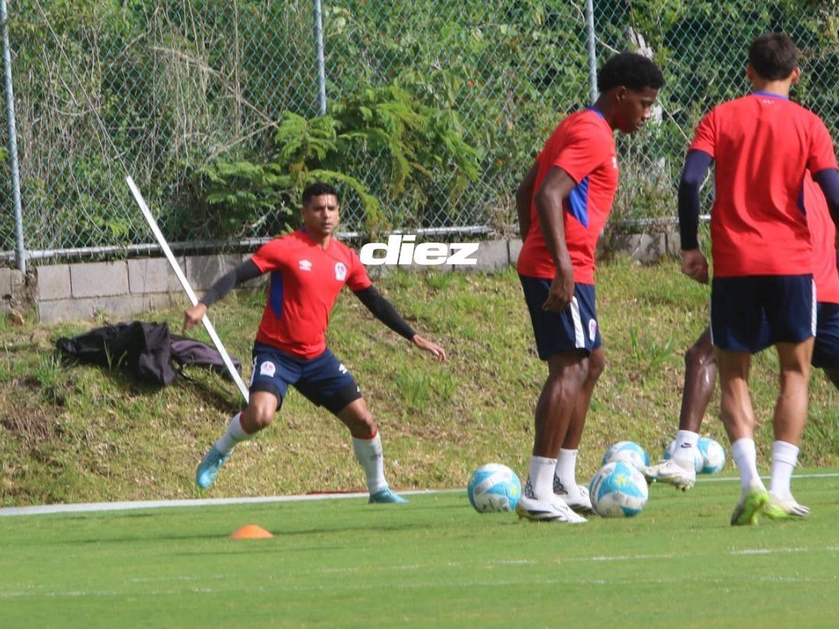 Carlos Pineda toma determinación: Olimpia afinó detalles para enfrentar al complicado Lobos UPNFM